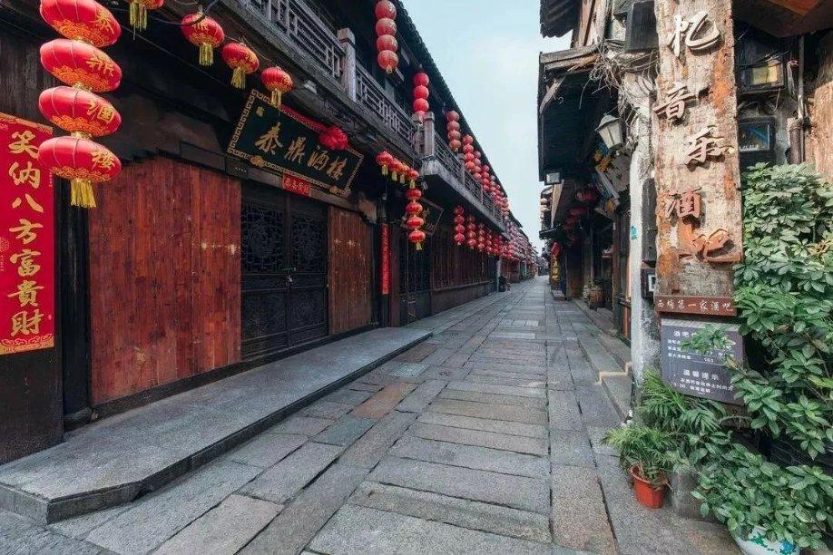 普京已经忍无可忍，报复行动开始，乌全境军事设施全将都被毁